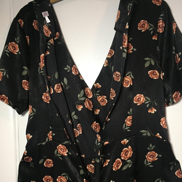 Floral Wrap Jumpsuit - Picture 5 of 7